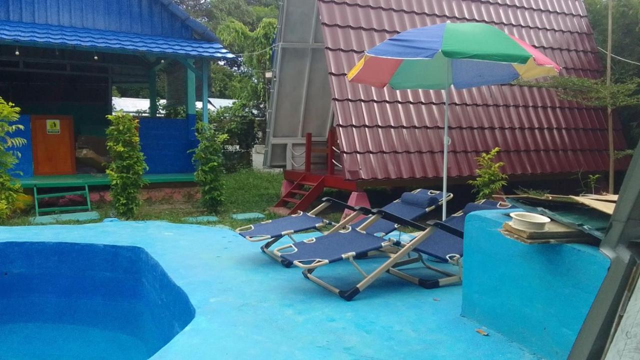 Tanjong Tinggi Cottage Sijuk Exterior foto